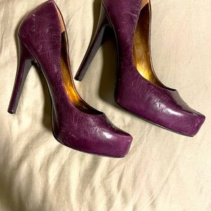 Purple leather pumps
